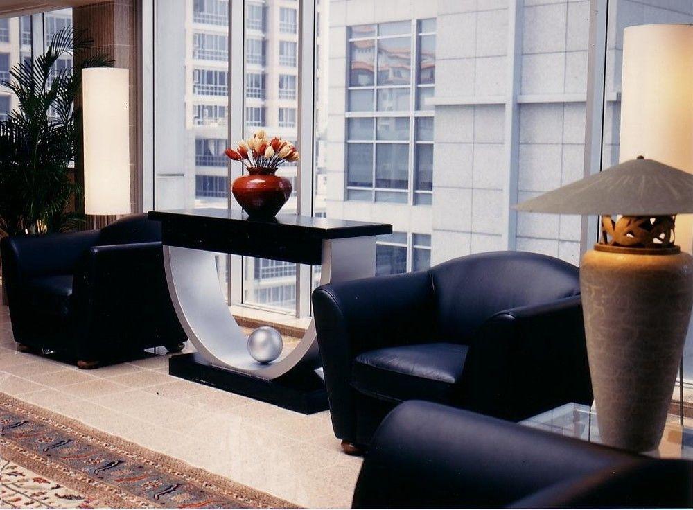 Park Avenue Clemenceau Singapura